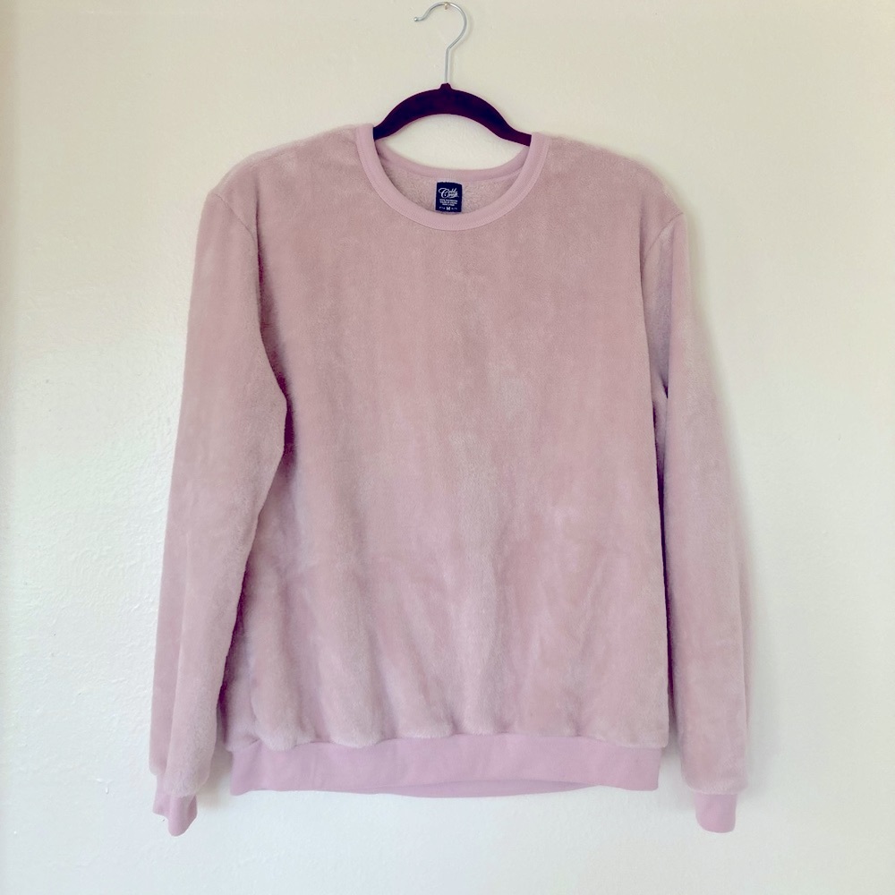 Cold rush fuzzy sweater women’s